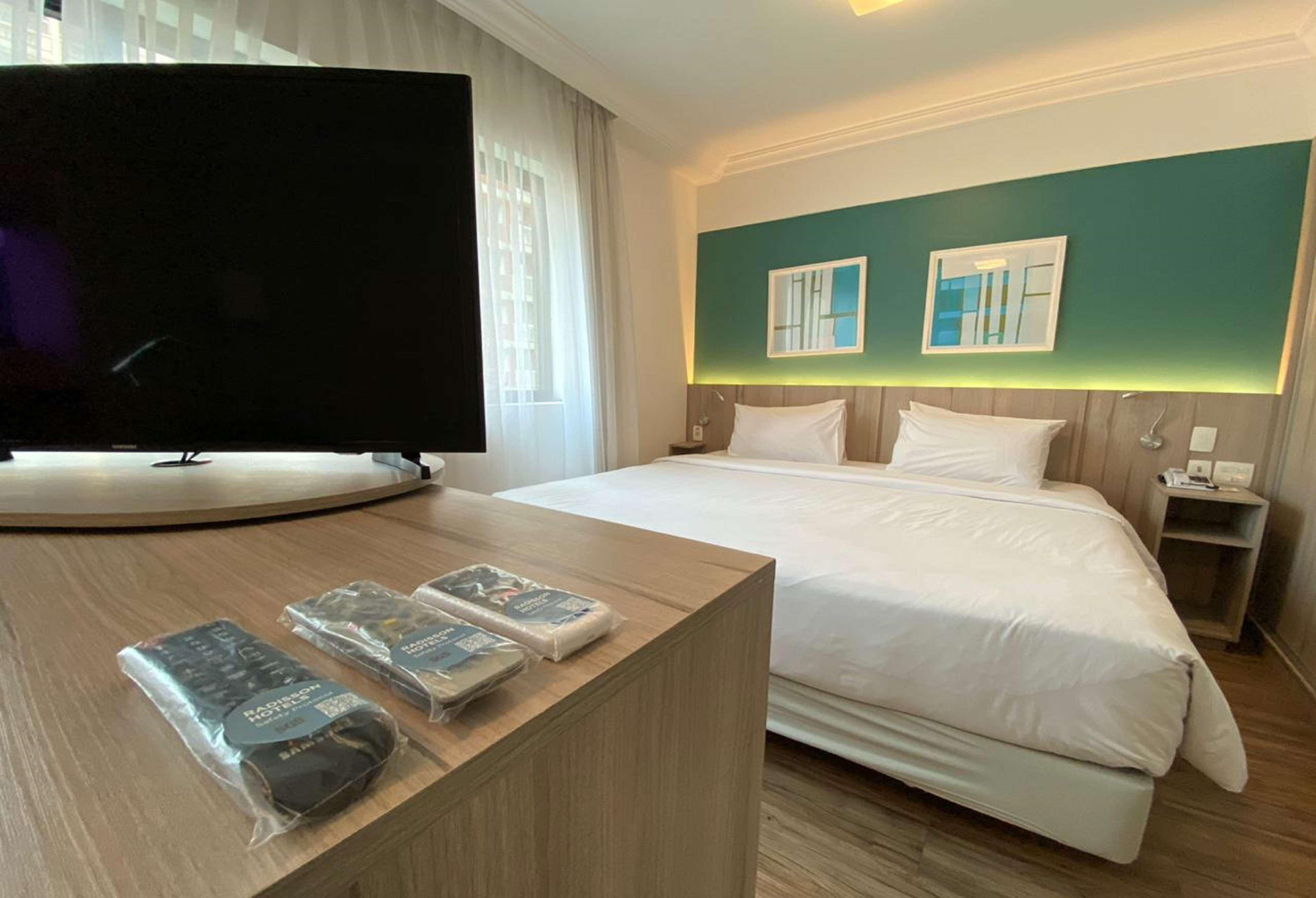 Radisson Oscar Freire Hotel São Paulo Luaran gambar A room at the hotel
