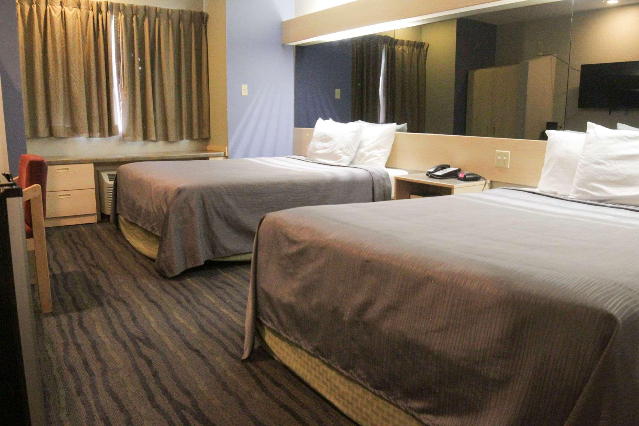 Radisson Oscar Freire Hotel São Paulo Luaran gambar A typical room at the hotel