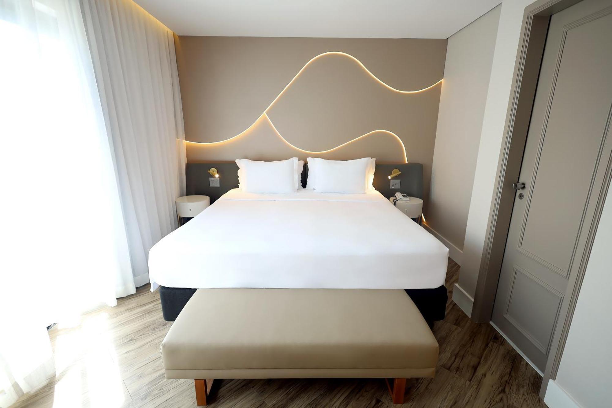 Radisson Oscar Freire Hotel São Paulo Luaran gambar A bedroom at the hotel
